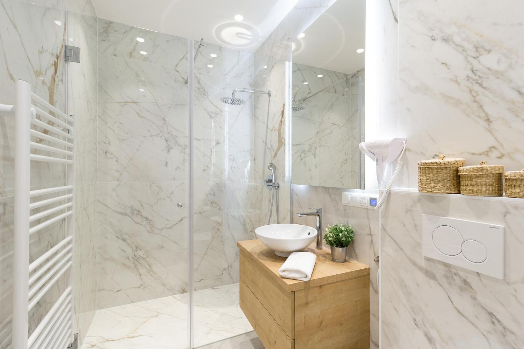 Apartment Ballgasse Luxury Виена Екстериор снимка