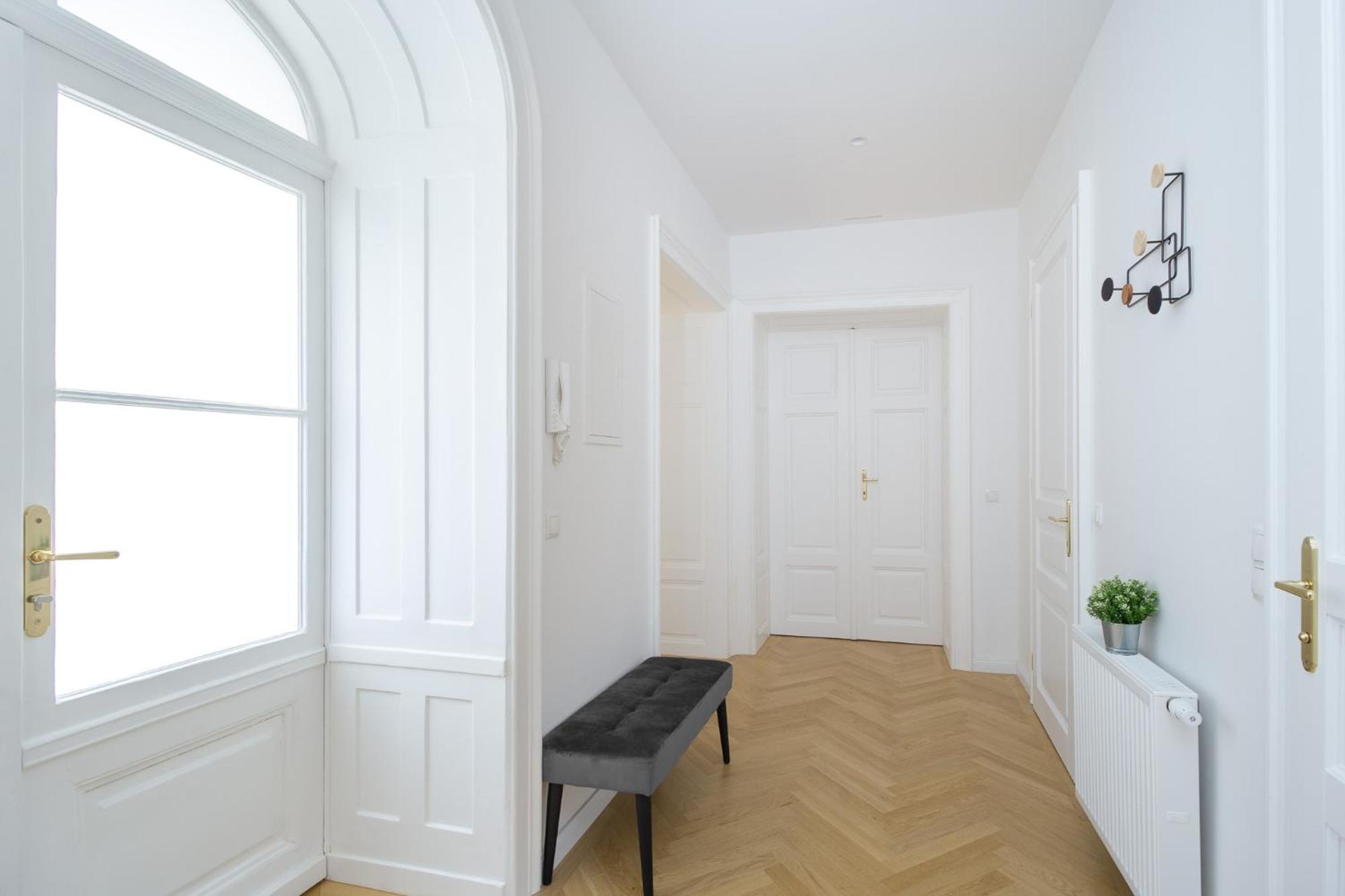 Apartment Ballgasse Luxury Виена Екстериор снимка